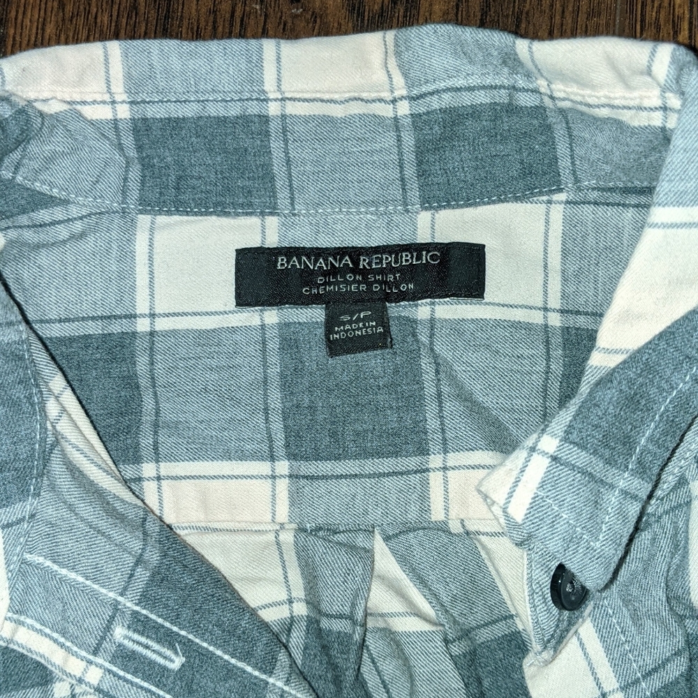 Banana Republic Ruffled Dhillon Shirt - Picture 3 of 7